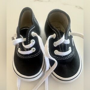 Vans Toddler Black Lace-Up Sneakers Size 4